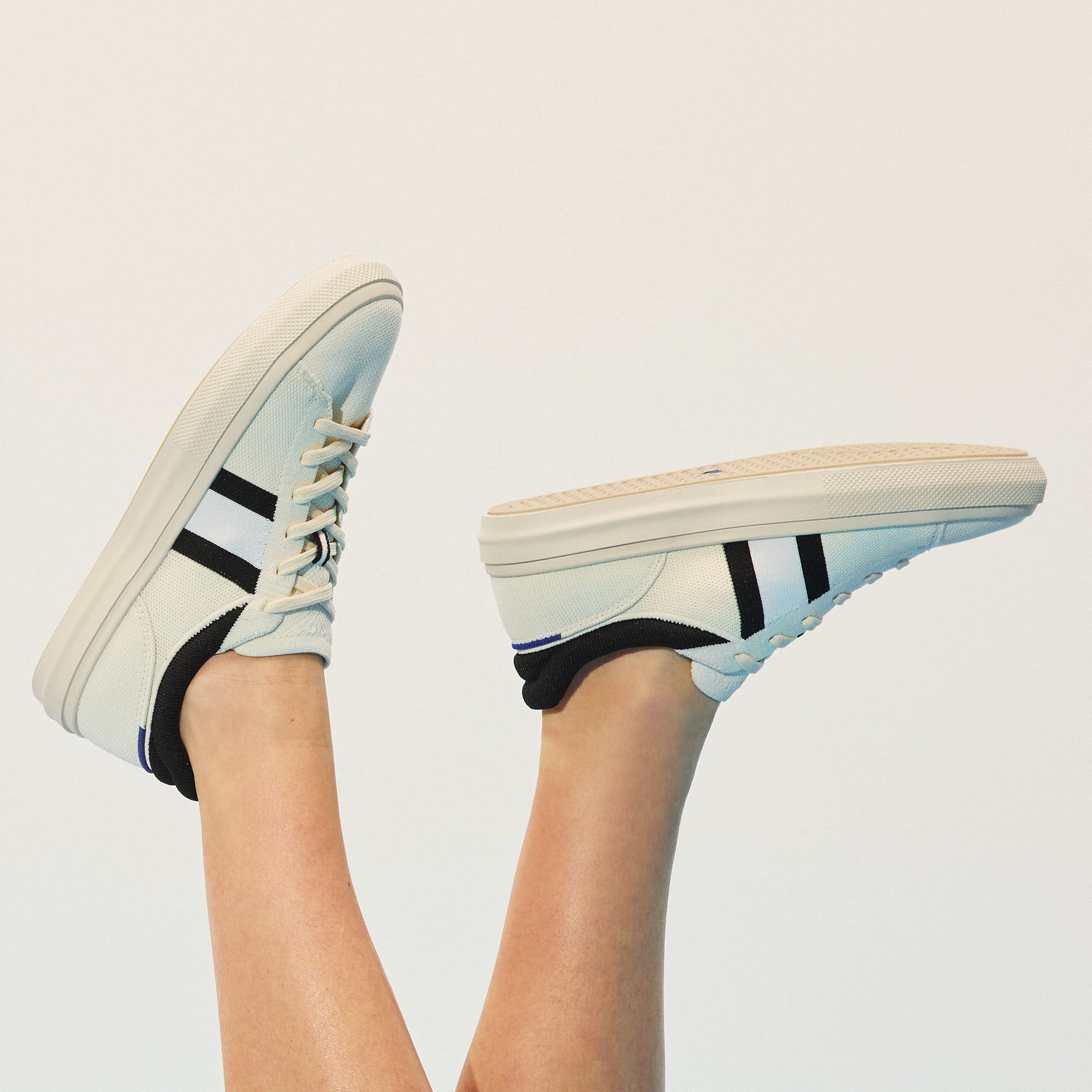 Alternative view of The Women's RS02 Sneaker   Jet