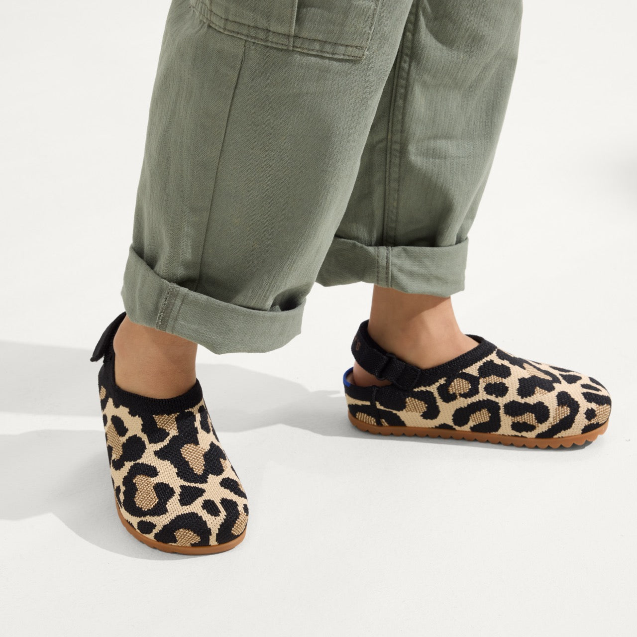 Alternative view of The Kids Clog   Desert Cat