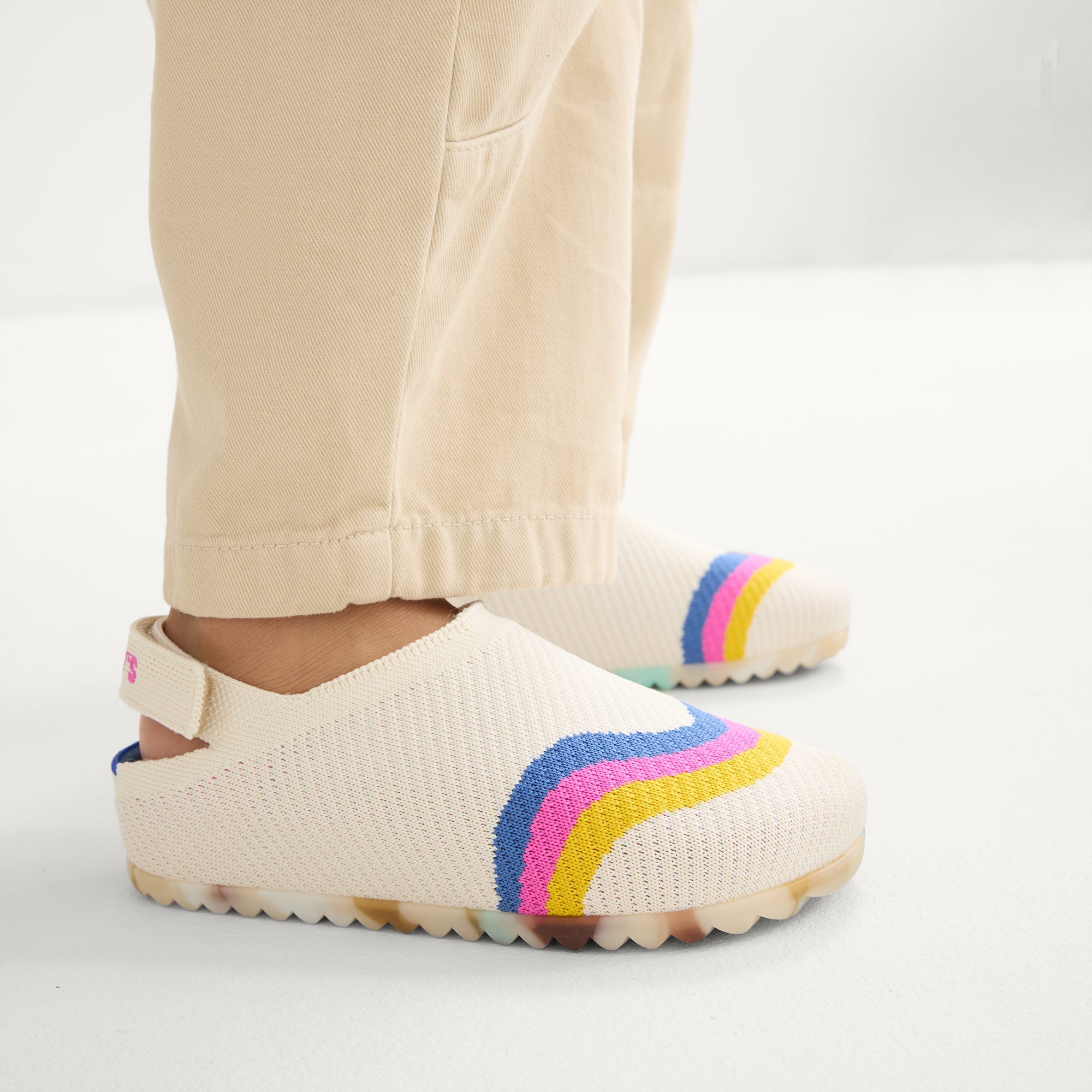 Alternative view of The Kids Clog   Retro Wave